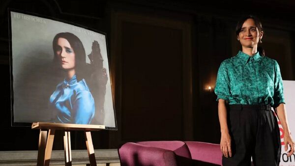 Julieta Venegas recorre su pasado en su nuevo álbum Tu Historia