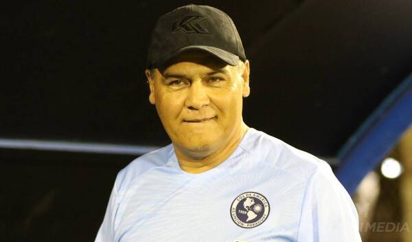 Crónica / El tremendo elogio del "Chito" Ayala a Julio César Cáceres