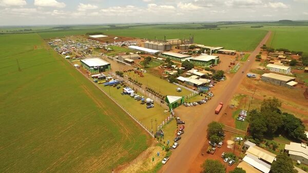 Coopasam abre sus puertas para mostrar la fuerza del agronegocio - Nacionales - ABC Color