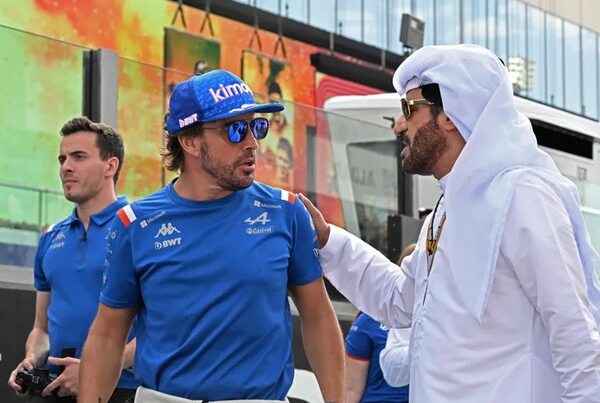 Alonso se estrena con Aston Martin - ABC Motor 360 - ABC Color