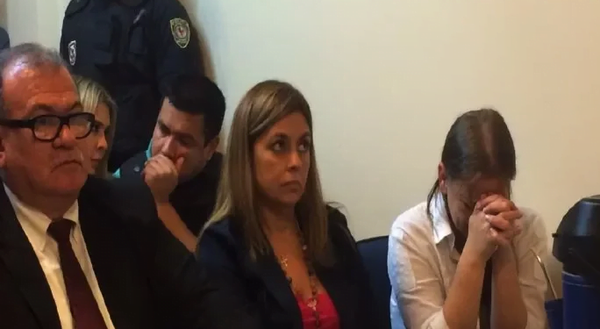 Condenan a 20 años de cárcel a mujer que mandó matar a su hermana - Noticiero Paraguay