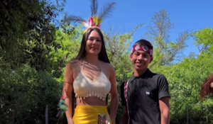 Famosas ya no apoyan a diseñador indígena y realiza desfile para pagar registro de DINAPI