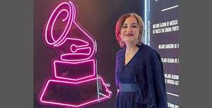 Crónica / [VIDEO] "Se puede abrazar un sueño": Berta y su doble Grammy