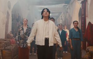 Estrella de BTS explora Qatar en el video de la canción 'Dreamers' de la Copa del Mundo 2022 - Megacadena — Últimas Noticias de Paraguay