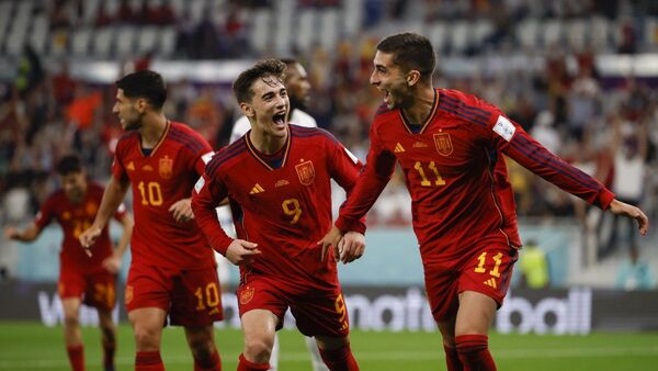 España debuta con una paliza histórica
