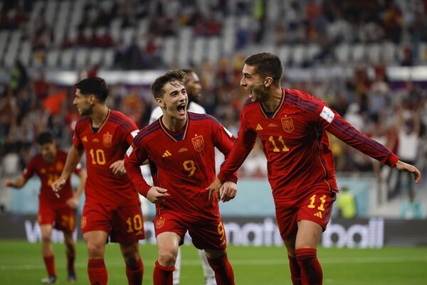 España debuta con una paliza histórica