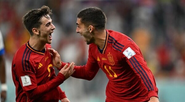España se estrena en Qatar-2022 con una histórica goleada - Radio Imperio