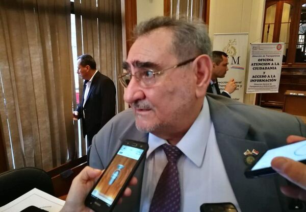 Diputados salvan a Antonio Fretes del juicio político - PDS RADIO