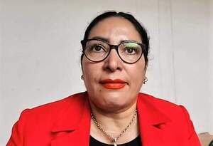 Doña que denunció extorsión y secuestro de polis fue detenida y solicitan su extradición
