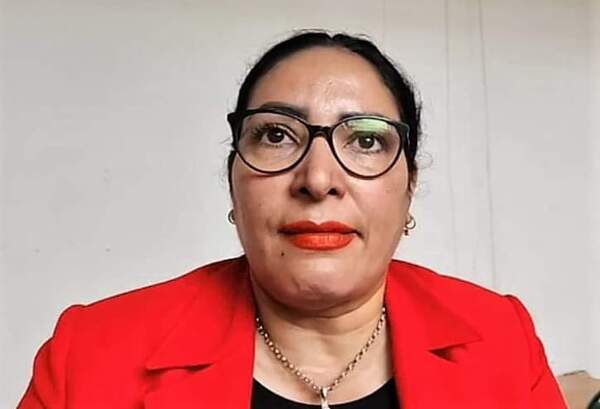 Doña que denunció extorsión y secuestro de polis fue detenida y solicitan su extradición