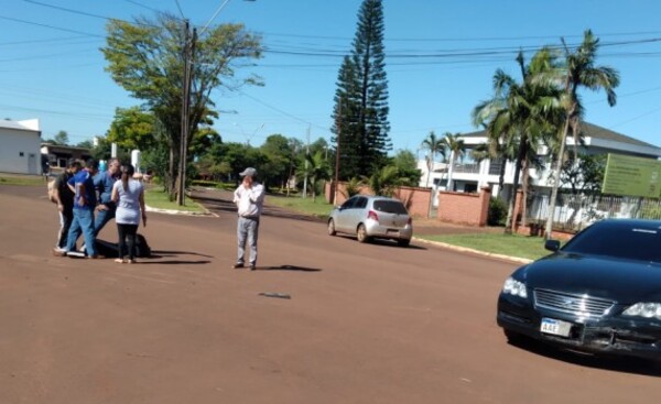 Menores de 17 y 13 años heridos en accidente en moto