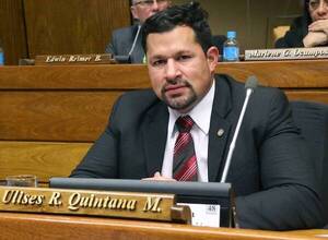 “Chismes y peroratas no pueden hacer cuestiones fundamentales para un juicio político”, dice Ulises Quintana | 1000 Noticias