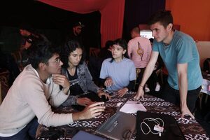 "Diámetro" gana la "Hackathon para un periodismo por la paz" en Colombia - MarketData