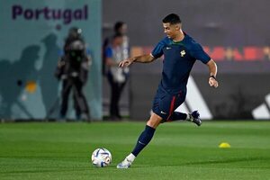 Neymar y Cristiano salen al ruedo en Qatar - Fútbol Internacional - ABC Color