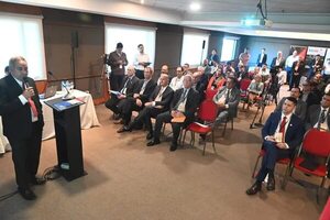 MOPC hará una reprogramación para pagar por el puente a Chaco’i y la franja costera de Pilar - Economía - ABC Color