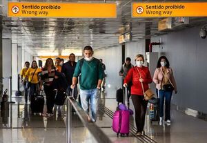 Brasil reintroduce uso obligatorio de mascarillas en vuelos y aeropuertos