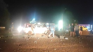 Accidente automovilístico se cobra dos vidas en Santa Rita - Noticias Paraguay