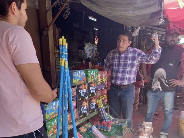 Diario HOY | Refuerzan controles para regular la venta de pirotecnia en el Mercado 4