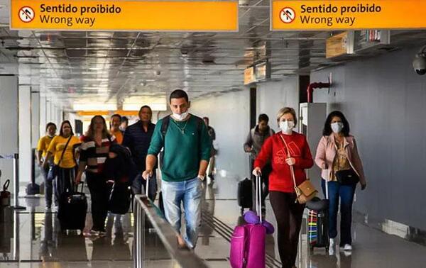 Brasil reintroduce uso obligatorio de mascarillas en vuelos y aeropuertos tras nueva ola de Covid-19 – Prensa 5