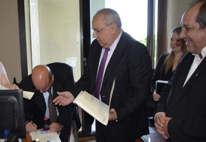 Diario HOY | Jorge Oviedo Matto presenta nota buscando recuperar su banca en el Senado