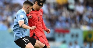 Uruguay y Corea del Sur empatan en emocionante duelo mundialista - trece