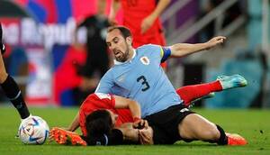 Crónica / Uruguay no pudo ante “corecos” y se quedó con un empate kaigue