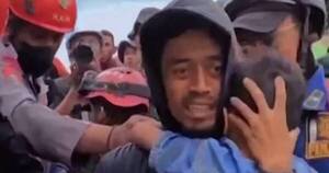 La Nación / Indonesia: rescatan con vida a niño de 6 años dos días después del sismo