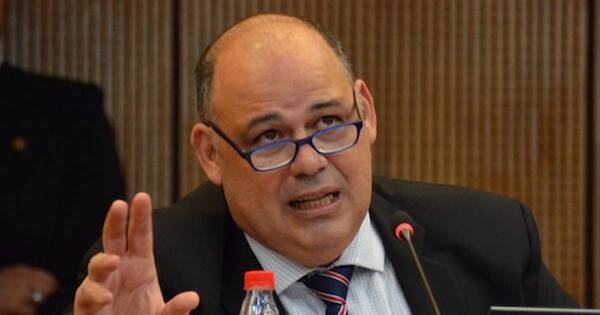 La Nación / “La renuncia es indeclinable”, manifestó senador que ocupa banca de Oviedo Matto