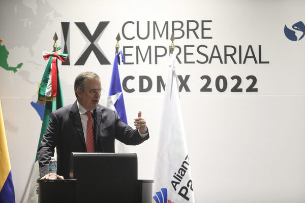 Empresas y funcionarios en México piden fortalecer la Alianza del Pacífico - MarketData