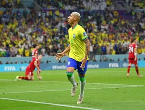 Con la magia de Richarlison, Brasil quebró la resistencia de Serbia y ganó en el debut de la Copa del Mundo | 1000 Noticias