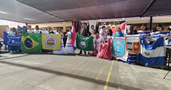 La Nación / Estudiantes representan a Paraguay en taller tecnológico de Chile