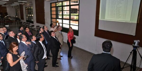 Divulgan puntajes de 36 postulantes a la Fiscalía General