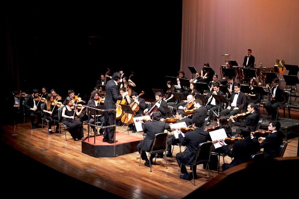 Diario HOY | "El Misterio del Violoncello": Concierto de clausura 2022 de la OSIC