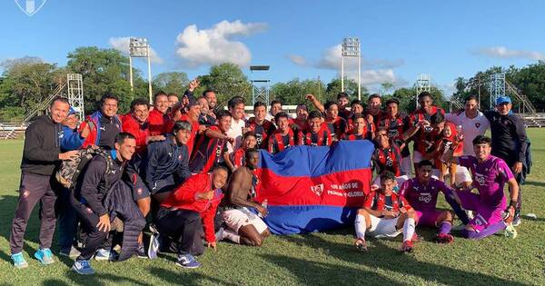 La Nación / Finalísima entre Cerro y Olimpia