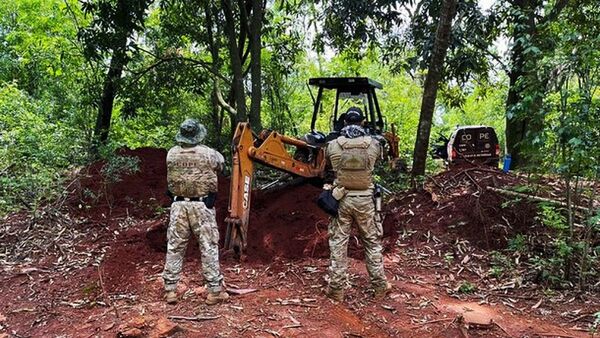 El lago Itaipú alberga unos 300 puertos clandestinos, según la PFB