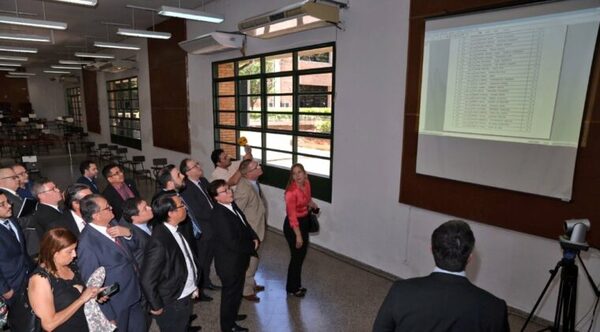 Seis postulantes a la Fiscalía se presentan a las audiencias públicas