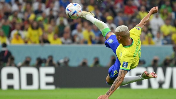 'Cumplí mi sueño de niño', dice Richarlison tras anotar dos goles en triunfo de Brasil