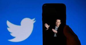 La Nación / Elon Musk anunció restablecimiento de cuentas suspendidas en Twitter