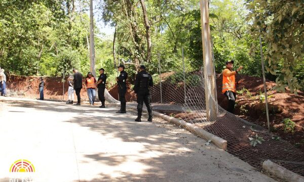 Recuperan espacio público que pertenece a la Comuna de C. del Este sobre avenida del Lago – Diario TNPRESS