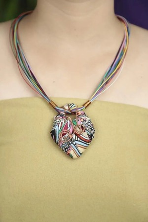 Artesanas de Cateura lanzan nueva colección de accesorios “Serafina” - trece