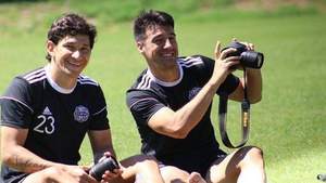 Es oficial: "Búfalo" Ovelar vuelve al fútbol paraguayo y será refuerzo de...
