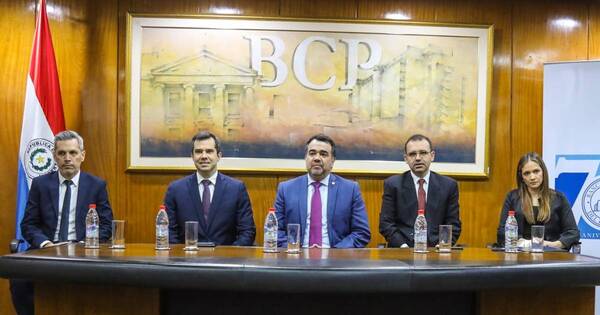 La Nación / Tras cuestionada nominación, Carmen Marín es oficialmente miembro del directorio del BCP