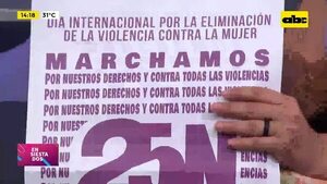Marcha anual del 25 de noviembre - Ensiestados - ABC Color