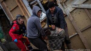 Ucrania evacua hospitales de Jersón tras ataques rusos