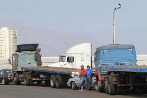 Camioneros en paro y el Gobierno chileno, sin acuerdo tras 5 días de huelga - MarketData