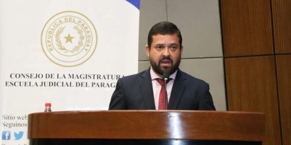 Repudian injerencia de Mario Abdo en elección de fiscal general