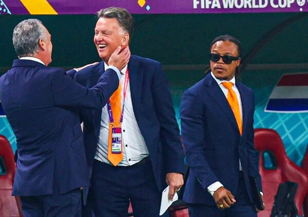 Louis Van Gaal llenó de elogios a Ecuador luego del empate