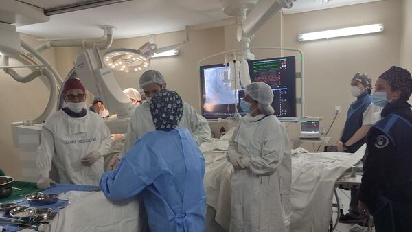 Realizan con éxito procedimientos de implantación de válvula aórtica en IPS