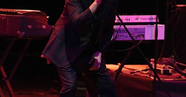 La Nación / Andrés Calamaro vuelve con sus grandes éxitos