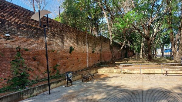 Dan vida a  espacio peatonal con pintura e interacción comunitaria